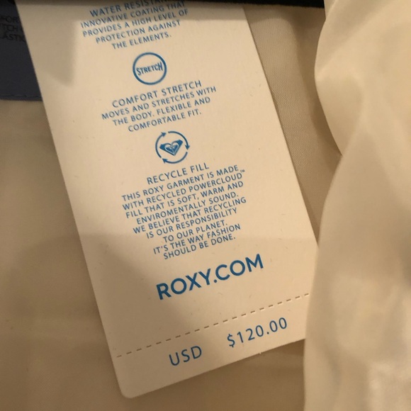 NWT - Roxy Puffer Vest With Hood - Picture 6 of 6